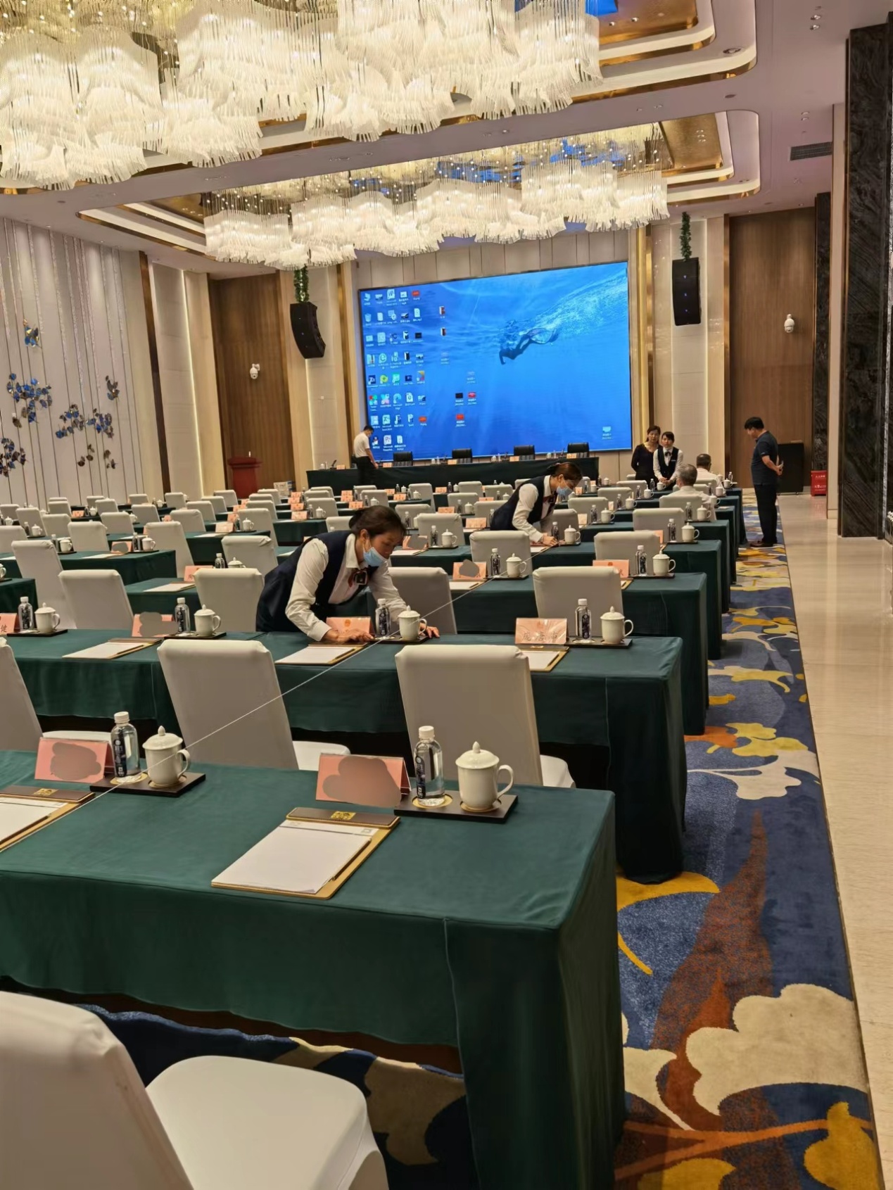 精诚服务——华保盛服务管理集团的会务服务与企业形象策划